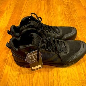 5.11 Tactical A/T Mid Boot Men size 14